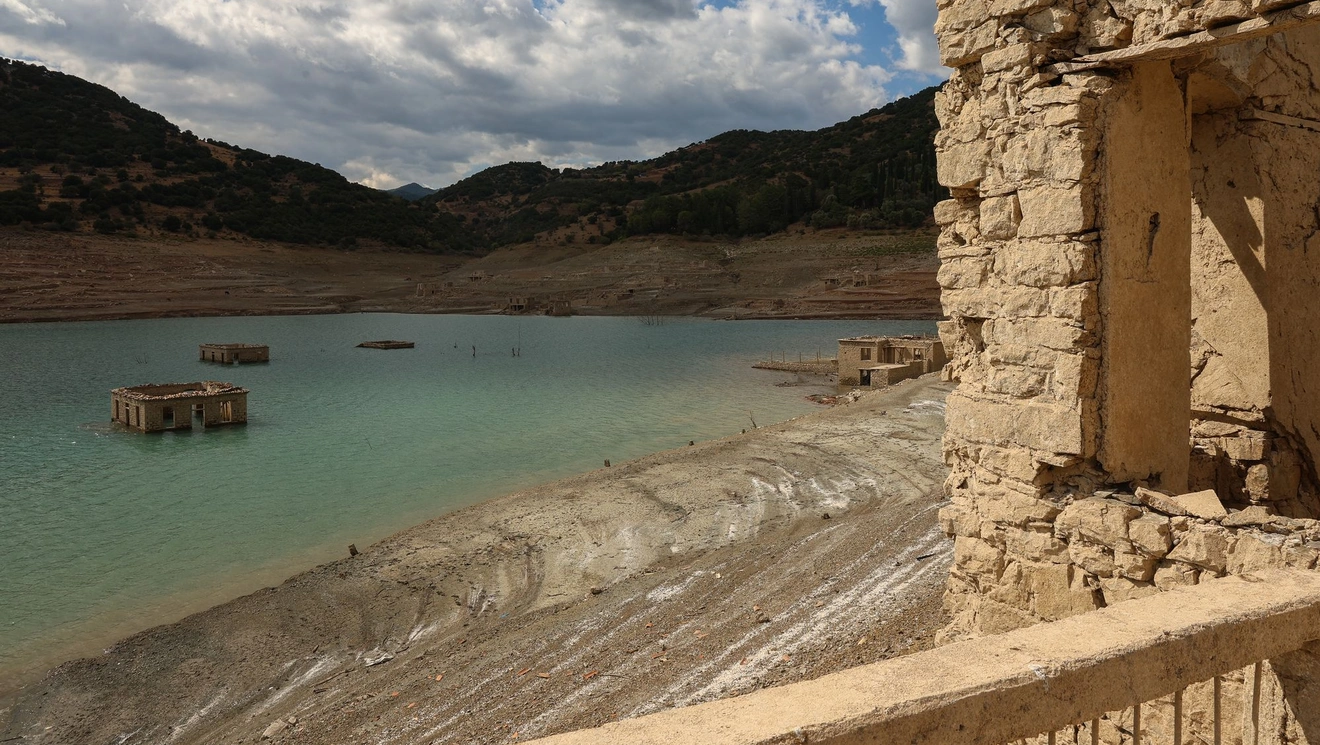 ταμιευτήρες Μόρνος