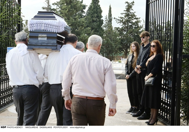 Η κηδεία του Αίαντα Μανθόπουλου