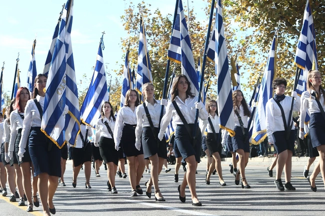 parelasi-thessaloniki-mathitries