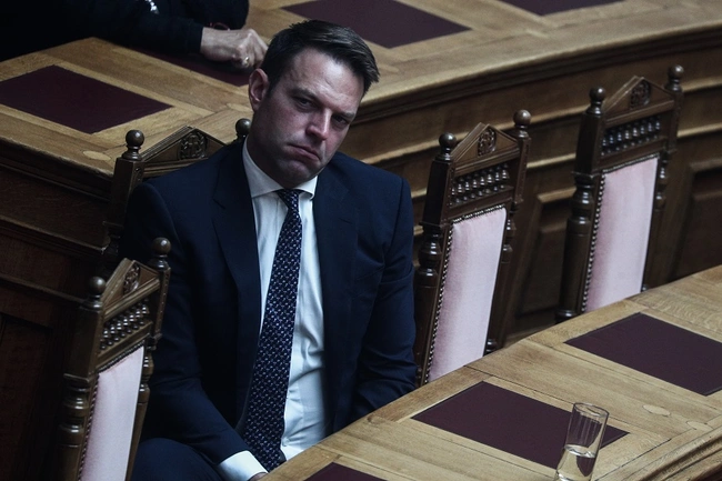 Ο Στέφανος Κασσελάκης στη Βουλή
