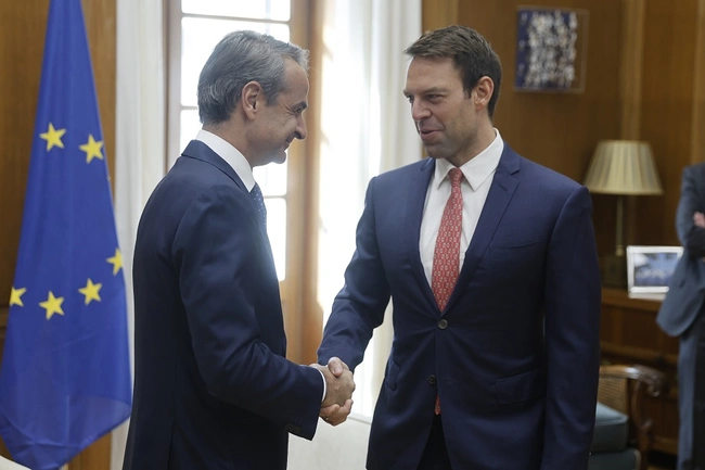 Ο Κυριάκος Μητσοτάκης και ο Στέφανος Κασσελάκης