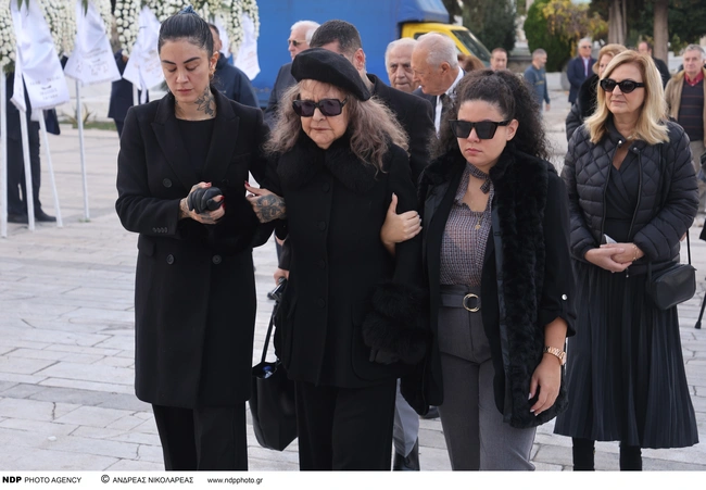 Η Βάσω Παπαντωνίου με την κόρη της, Ευριδίκη Βασιλικού