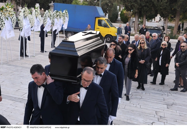 Κηδεία του Βασίλη Βασιλικού