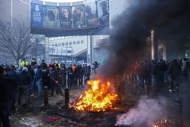 Διαμαρτυρία αγροτών στις Βρυξέλλες