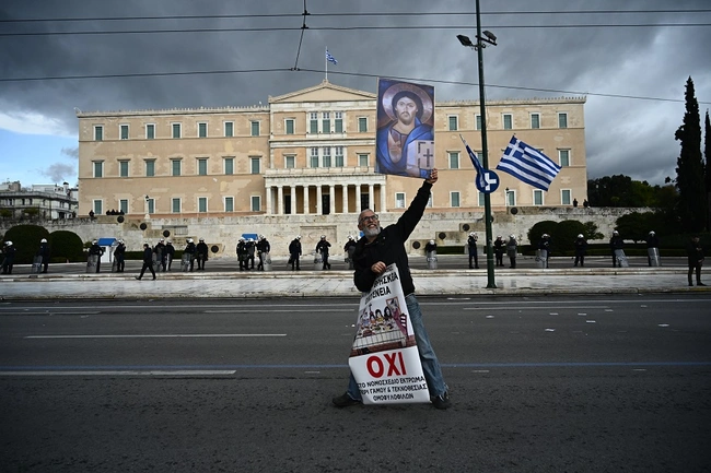 Διαμαρτυρία στο Σύνταγμα