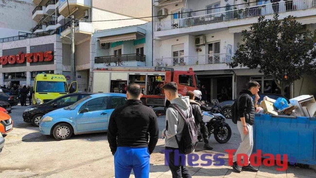 Αλεξανδρούπολη: Σκοτώθηκε 15χρονος που έπεσε από φωταγωγό