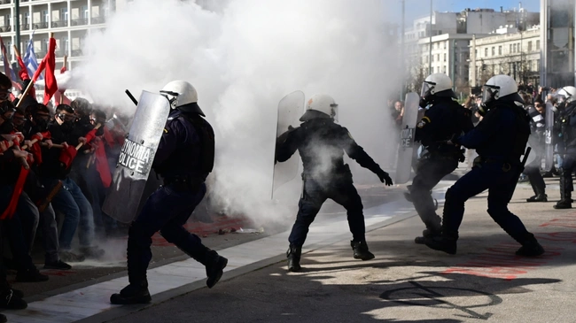 Σοβαρά επεισόδια στο πανεκπαιδευτικό συλλαλητήριο