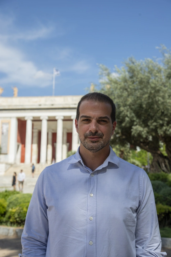 Sakellaridis