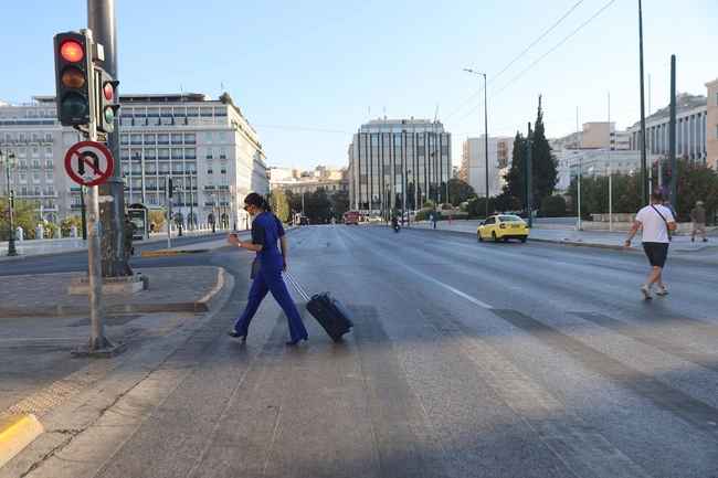 athina-depanetaugousto-3
