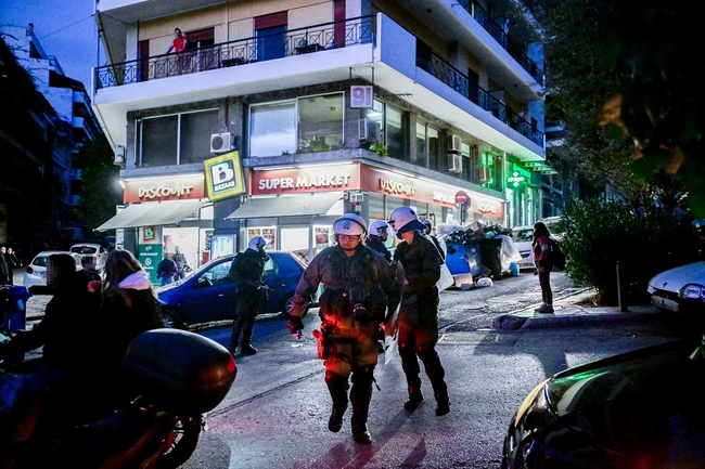 Επεισόδια στην Ευελπίδων