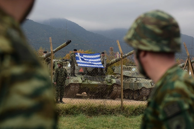 στρατός