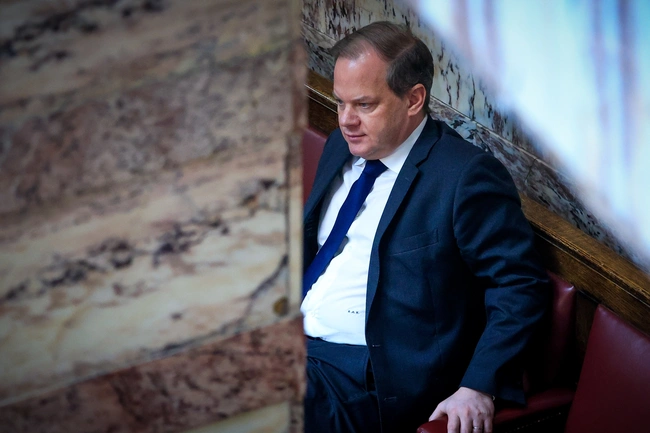Ο Κώστας Καραμανλής στη Βουλή