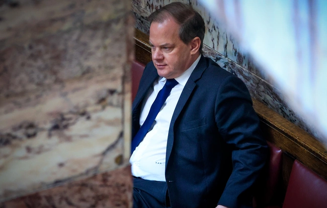Ο Κώστας Καραμανλής στη Βουλή