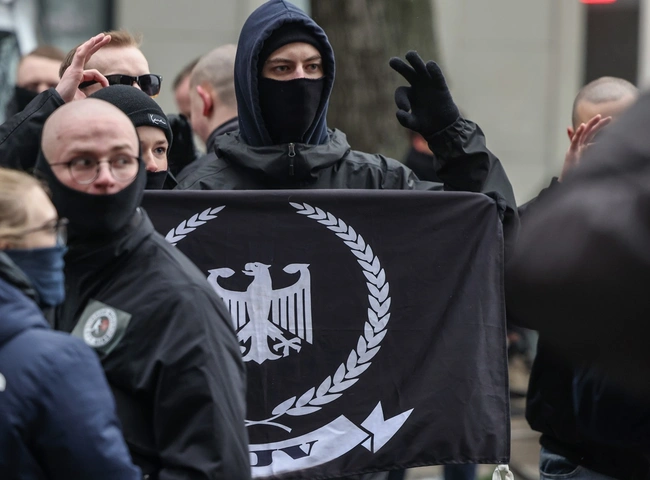 Ακροδεξιοί διαδηλωτές στη Γερμανία
