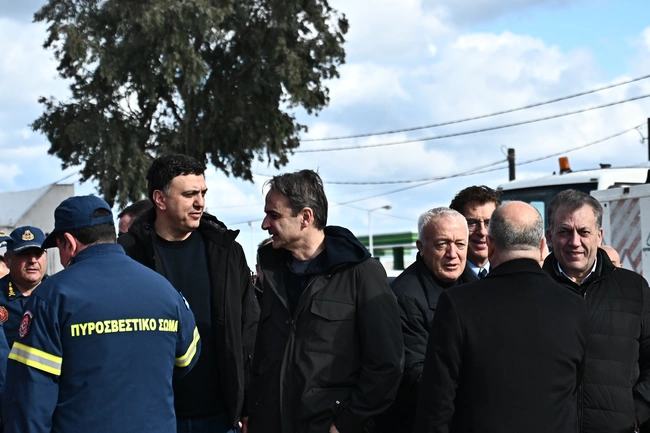 Ο Κυριάκος Μητσοτάκης στη Σαντορίνη