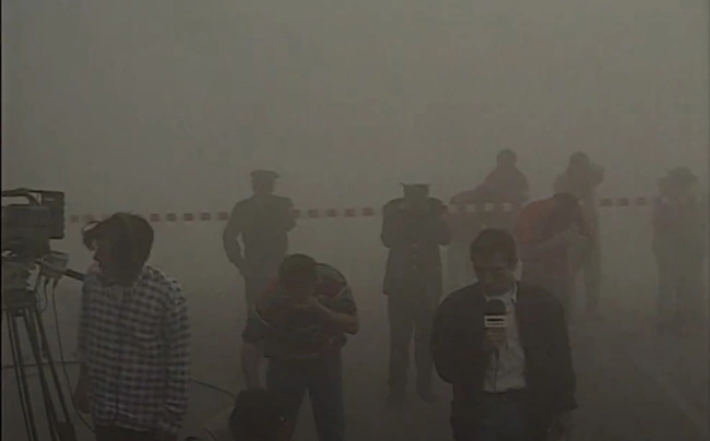 κατεδαφιση κτιριου αθήνα 1995