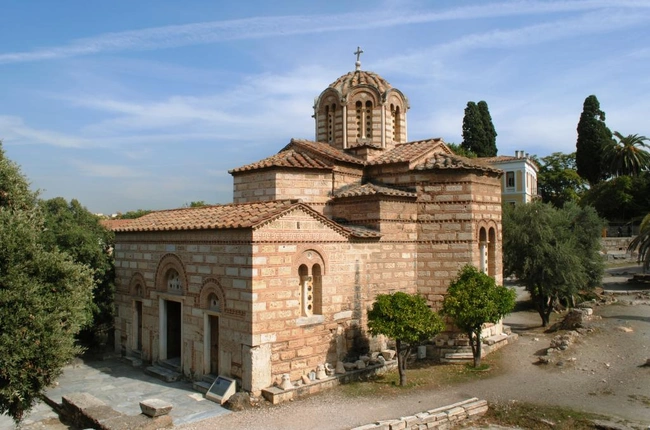 Η πιο παλιά εκκλησία της Αθήνας, οι Άγιοι Απόστολοι Σολάκη