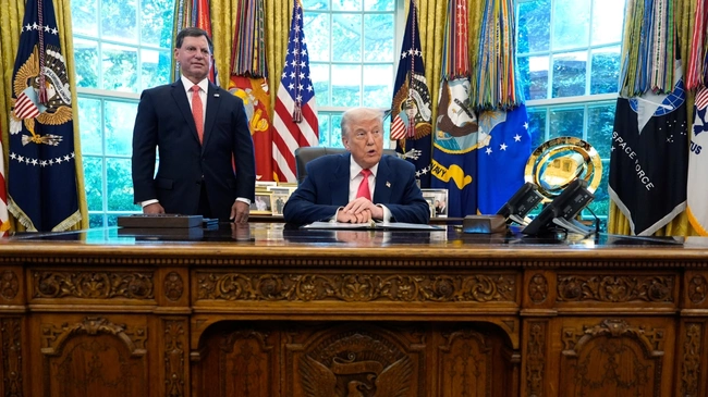 Trump oval office
