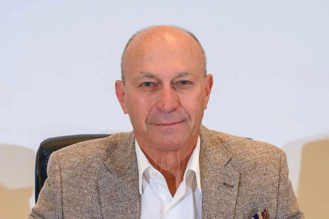 Γιώργος Γκιώνης