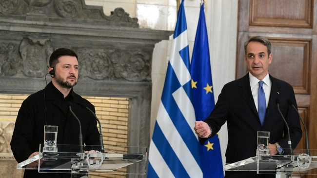 Oukrania mitsotakis