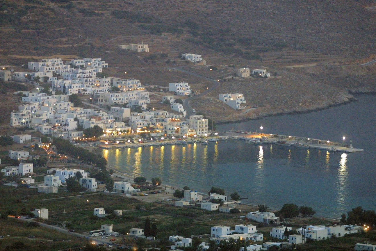 Aμοργός
