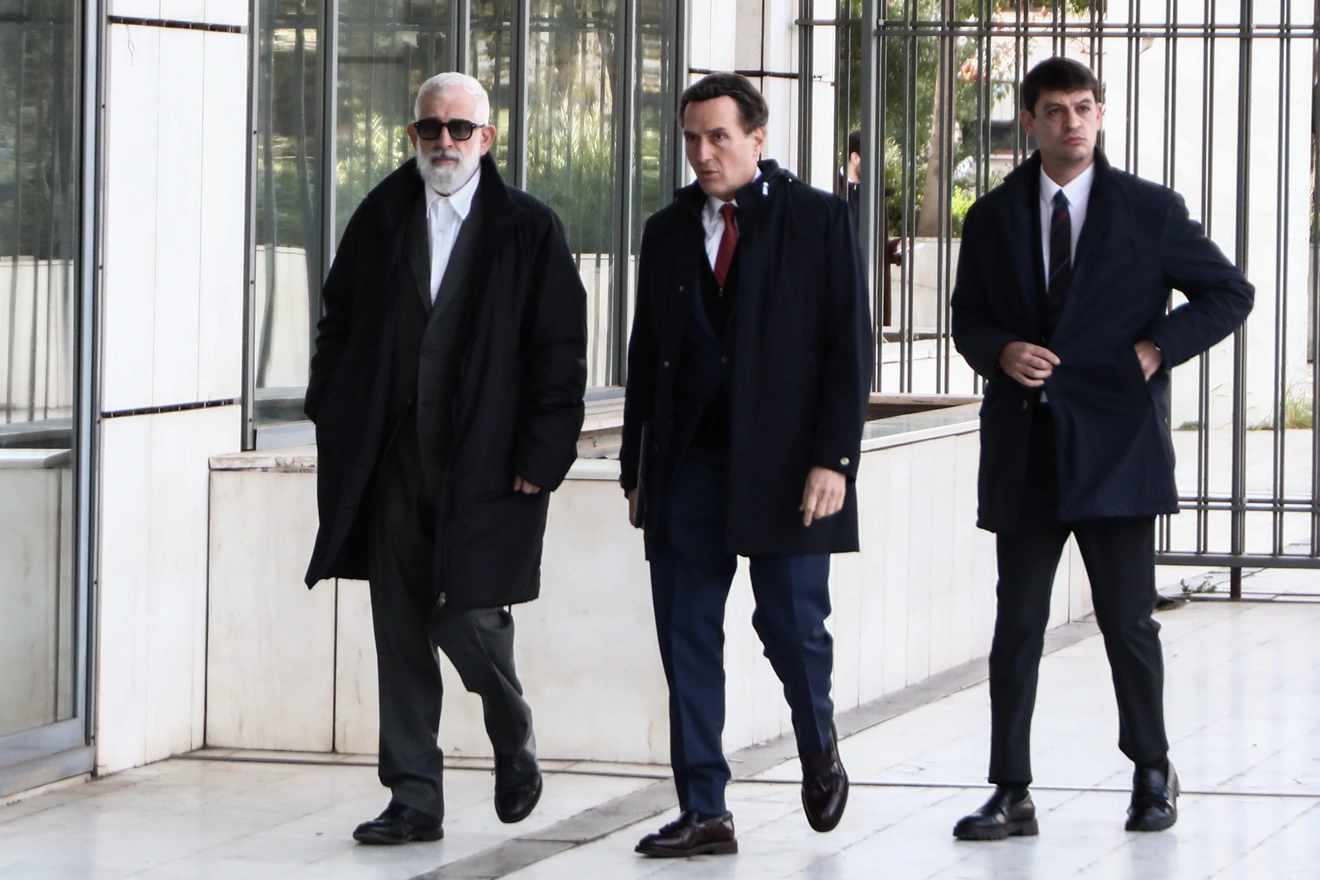 Πέτρος Φιλιππίδης