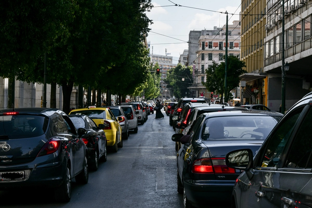 αυτοκίνητα κίνηση Αθήνα