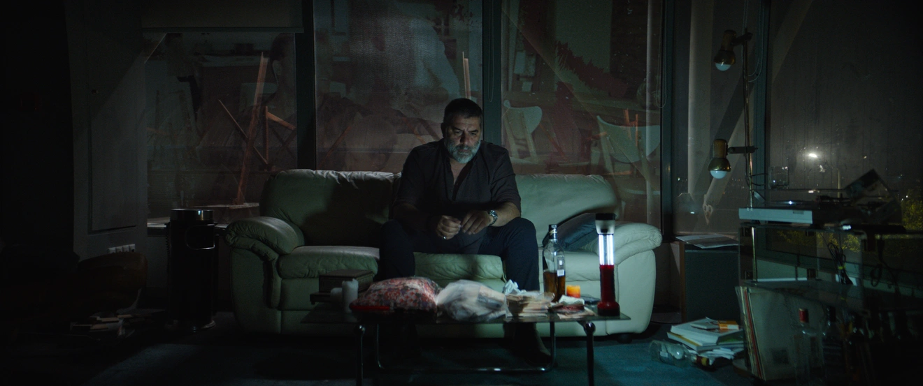 Τα πρώτα stills της Σπασμένης Φλέβας