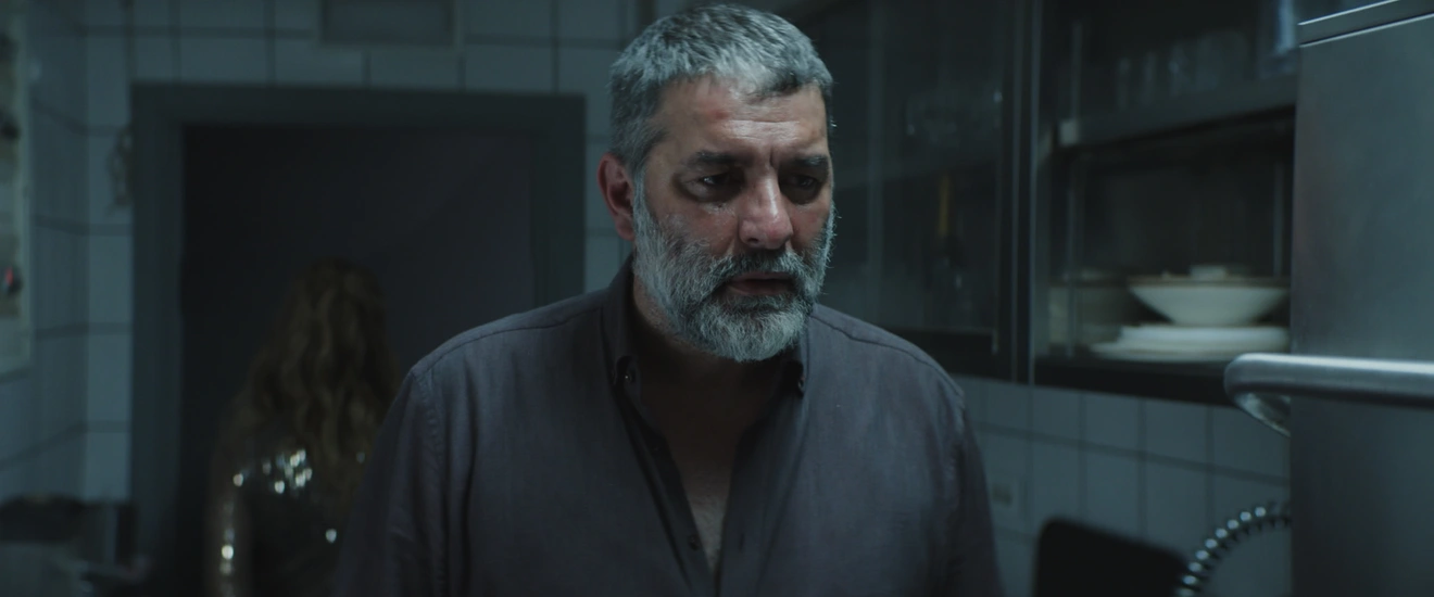 Τα πρώτα stills της Σπασμένης Φλέβας