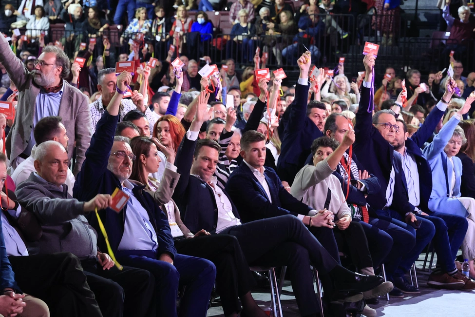 Η ψηφοφορία για να μην γίνουν εκλογές στον ΣΥΡΙΖΑ