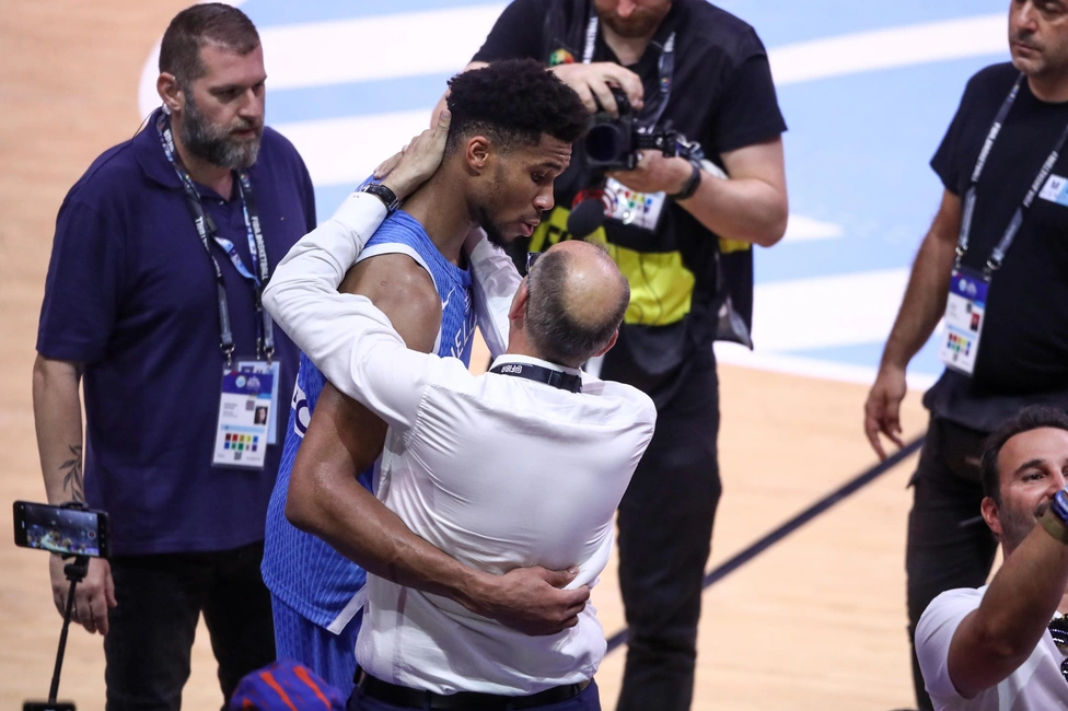 giannis-antetokounmpo