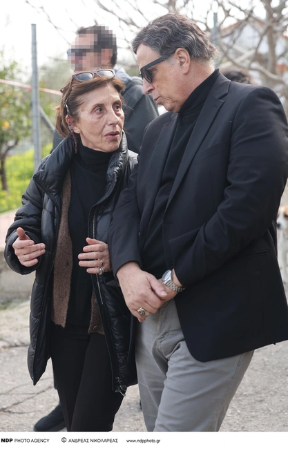 Ελένη Φιλίππα, Χάρης Ρώμας στην κηδεία της Καίτης Κωνσταντίνου