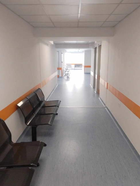 Φωτογραφίες πριν και μετά τις εργασίες στο Κέντρο Υγείας Μεγάρων