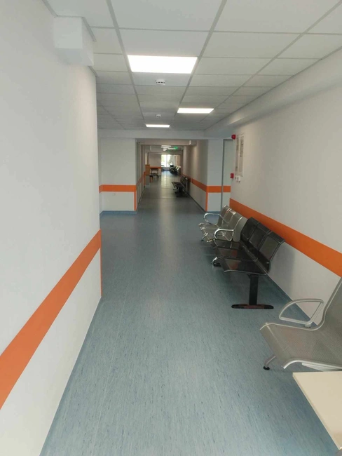 Φωτογραφίες πριν και μετά τις εργασίες στο Κέντρο Υγείας Μεγάρων
