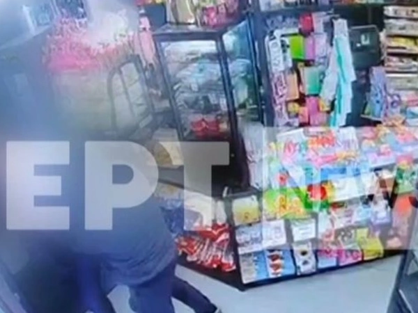 Καρέ καρέ απόπειρα ληστείας σε μίνι μάρκετ στα Μέγαρα: Αστυνομικός εκτός υπηρεσίας πυροβόλησε ληστή στο πόδι