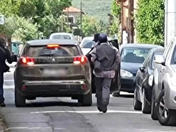 Εικόνες από τη ληστεία στην Τιθορέα