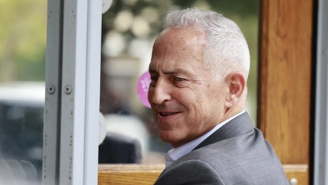 Ο Ευάγγελος Αποστολάκης στο Εκτελεστικό Γραφείο