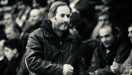 Ο Μάκης Σαρλής