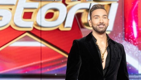 Ο Νίκος Κοκλώνης στο πλατό του Fame Story