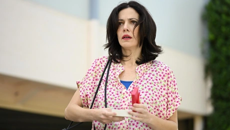 Η Μαριλίτα Λαμπροπούλου ως Βασιλική στη σειρά «Σασμός»