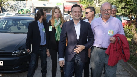 xaris doukas 4.jpg