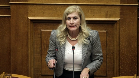 Η Ελένη Αυλωνίτου