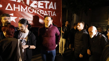 Ο Στέφανος Κασσελάκης στην πορεία για το Πολυτεχνείο