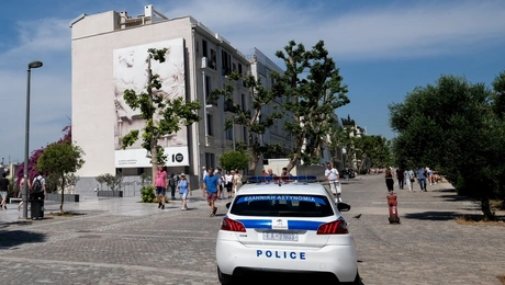 Περιπολικό στην Ακρόπολη