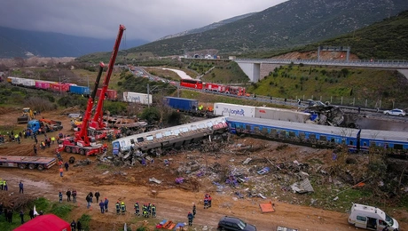 Σύγκρουση τρένων στα Τέμπη