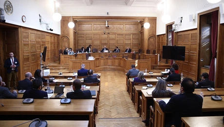 Εξεταστική Επιτροπή