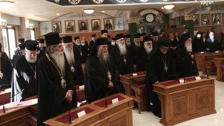 Ιερά Σύνοδος