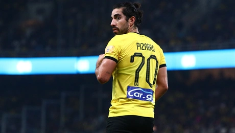 pizaro aek.jpg