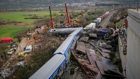 Σύγκρουση τρένων στα Τέμπη