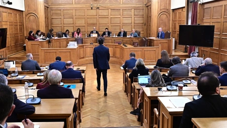 Εξεταστική Επιτροπή για τα Τέμπη